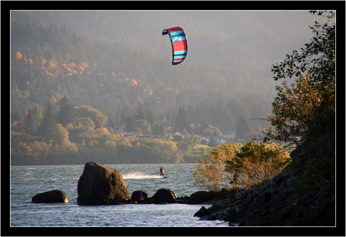 Kiteboarder coming in to shore